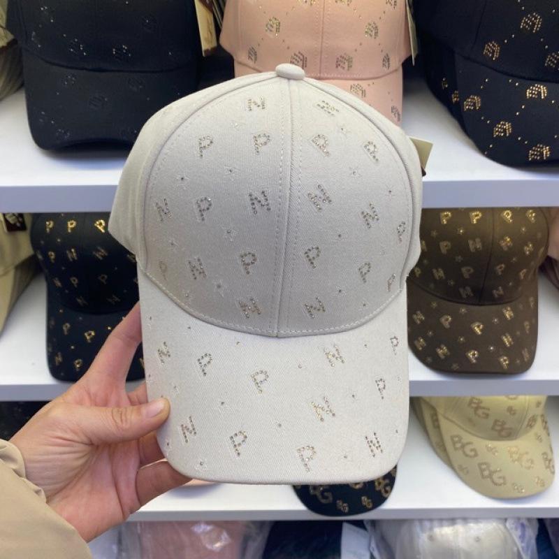 Trendy Baseball Caps For Men And Women, Hot Diamonds And Burning Flowers, Universal Fashion And Versatile Outdoor Leisure Hard Top Cap