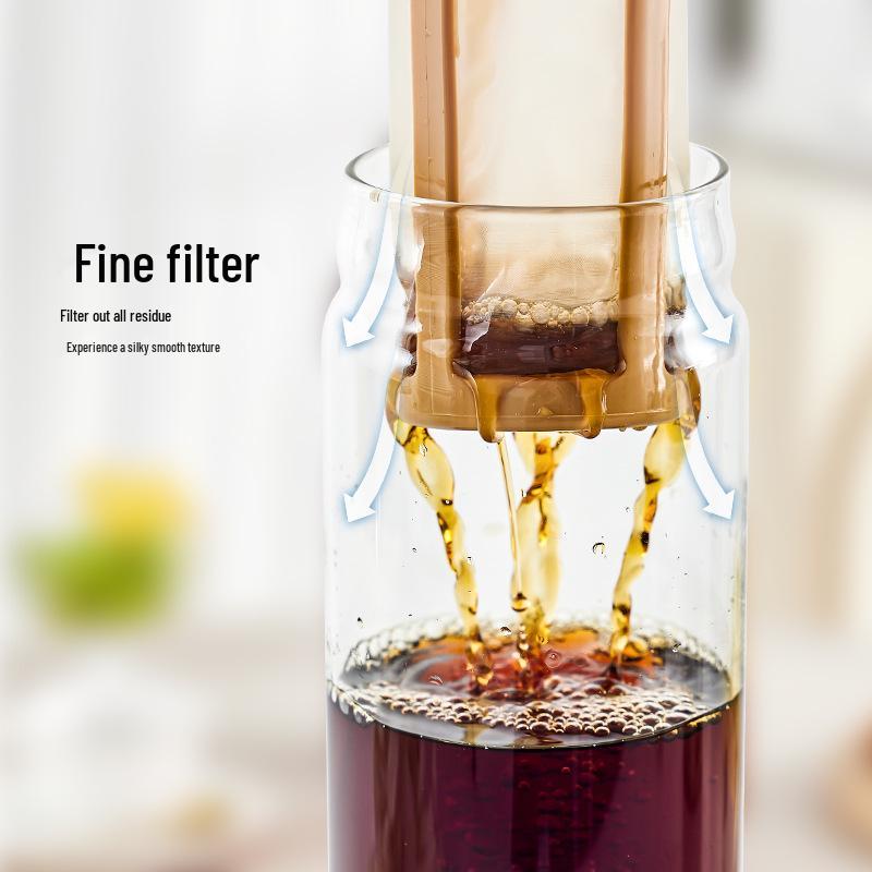 Wine Bottle Shaped Glass Kettle: High Borosilicate Glass for Cold Water, Hand Drip Coffee, or Fruit Tea with Strainer.