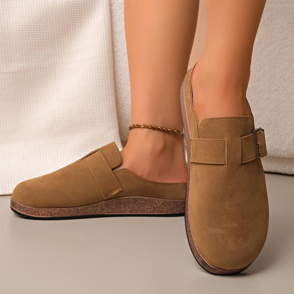 Fashion Summer 2025 New Style Woven Flat Bottom Ladies Slippers Beachwear Casual Slip-On Sandals Comfortable Rubber Sole Adult Footwear