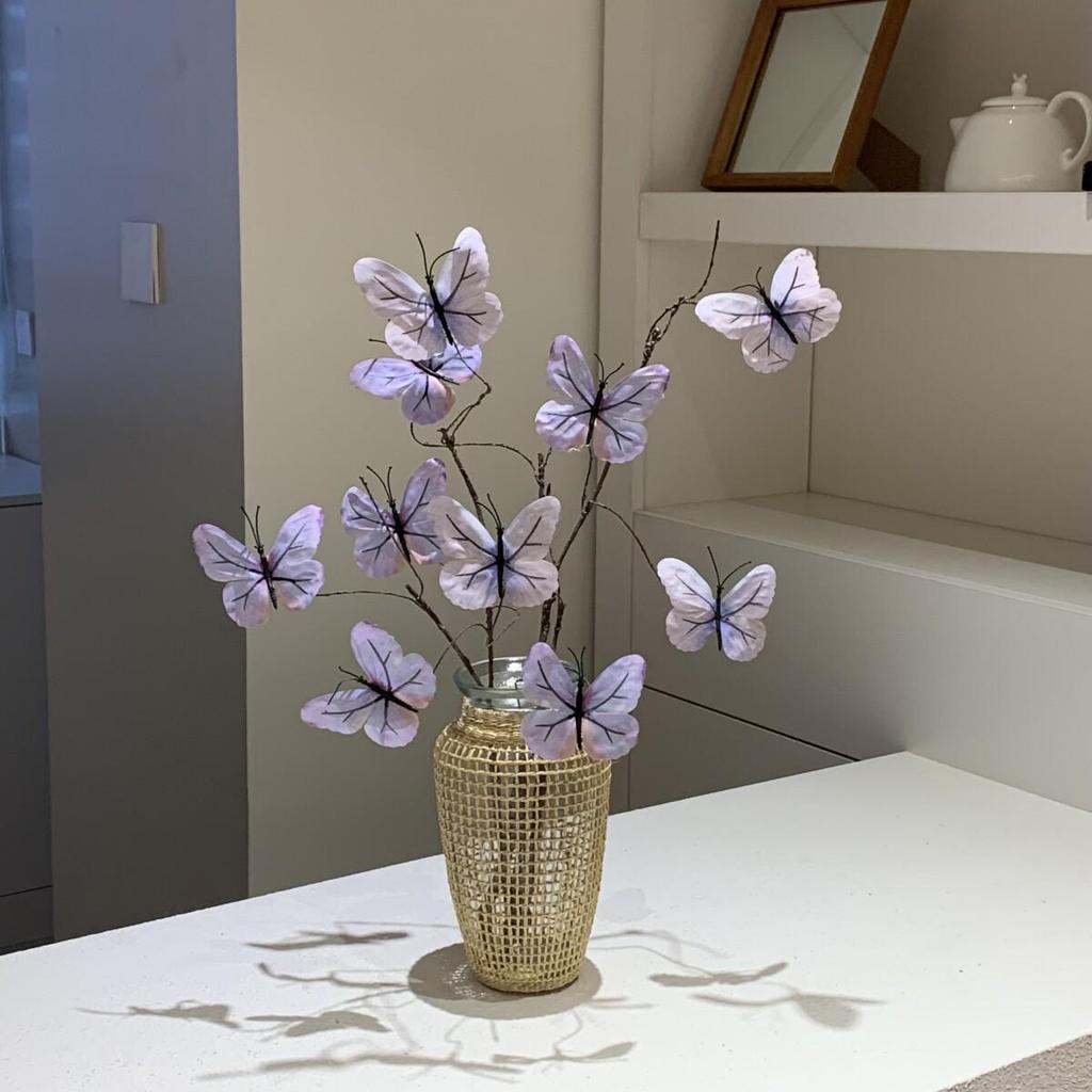 Luxury Artificial Butterfly Flowers in Glass Vase for B&B, Coffee Shop, and Home Decor