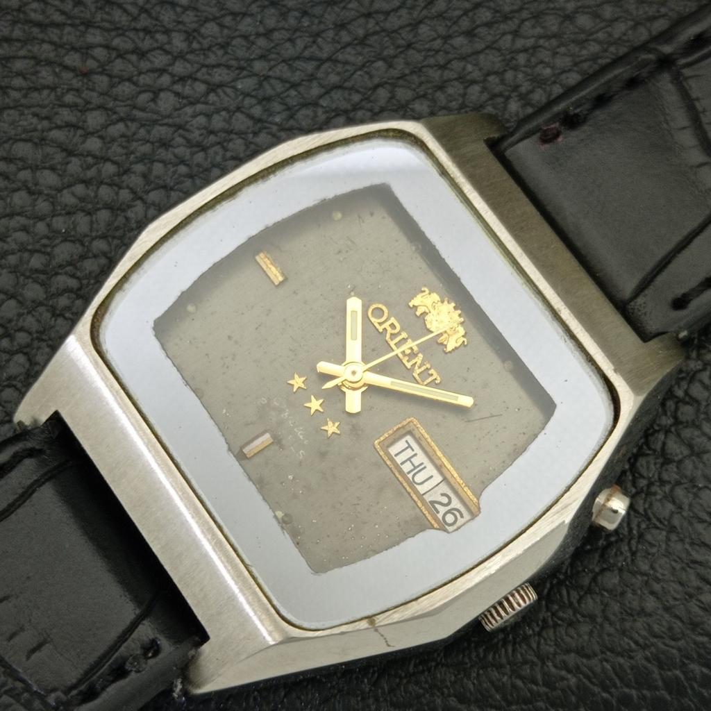 AUTOMATIC 46941 VINTAGE ORIENT CRYSTAL JAPAN MENS ORIGINAL DIAL WATCH a704893-1