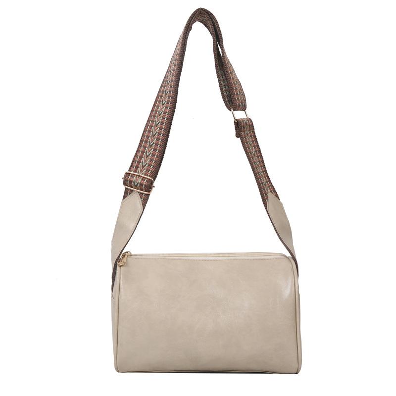 Retro Fashion Simple Shoulder Messenger Bag Is Now Popular Texture Commuting Solid Color Wide Shoulder Strap Temperament Women's Bag