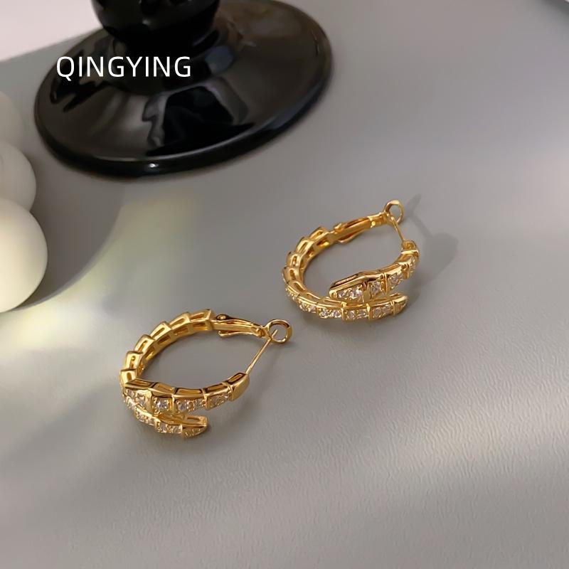 Elegant European & American Full Diamond Snake Bone Ear Cuff Earrings – Luxurious, Versatile Women s Jewelry. Geometric