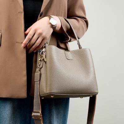 Top-grain Leather Bag, Large-capacity Bucket Bag, Simple and Versatile Leather Single-shoulder Crossbody Handbag