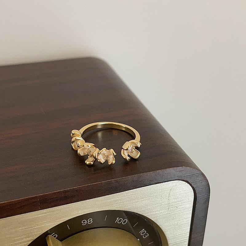 Light Luxury High-End Shell Flower Butterfly Open Ring Female Simple Niche Design Personalized Versatile Ring Ring