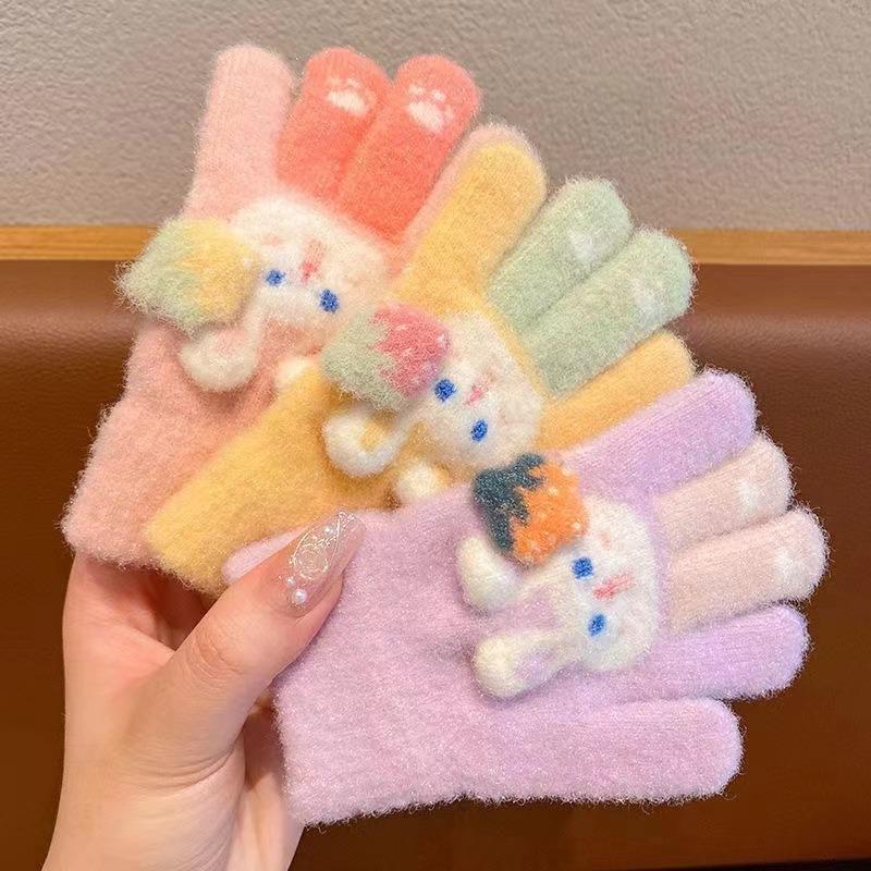 Children's new winter gloves little girl cute cartoon warm full finger gloves boys and girls thickened finger cots