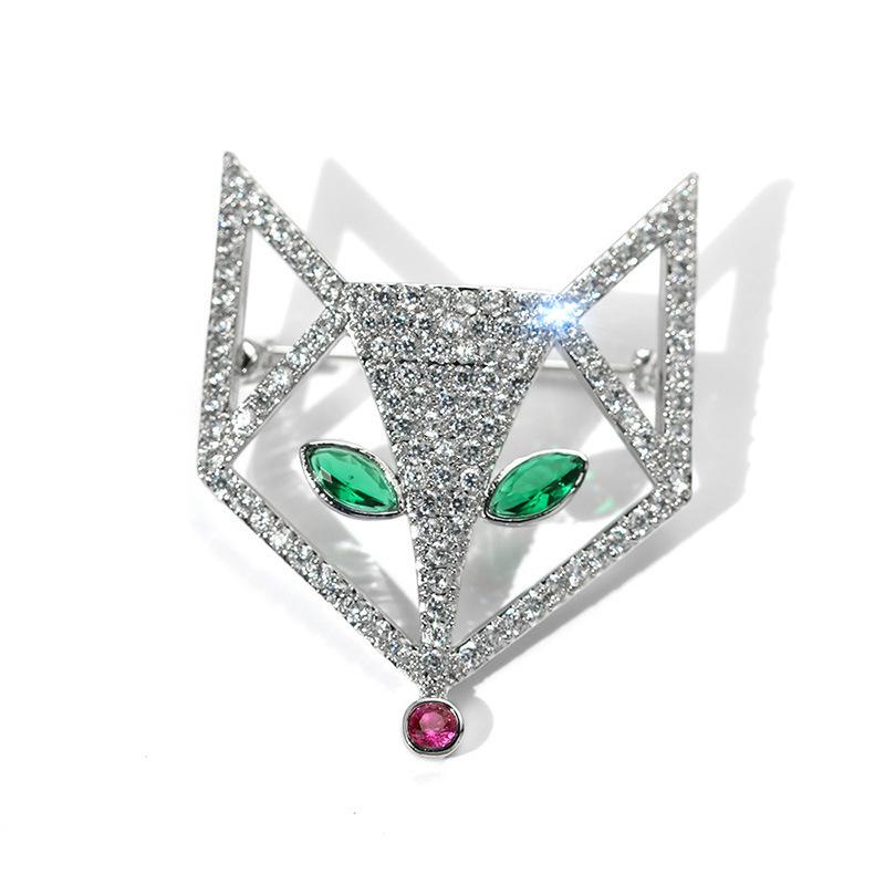 Zirconia Fox Mask Brooch: Luxury, Versatile, Elegant High-End Cardigan Pin Accessory.