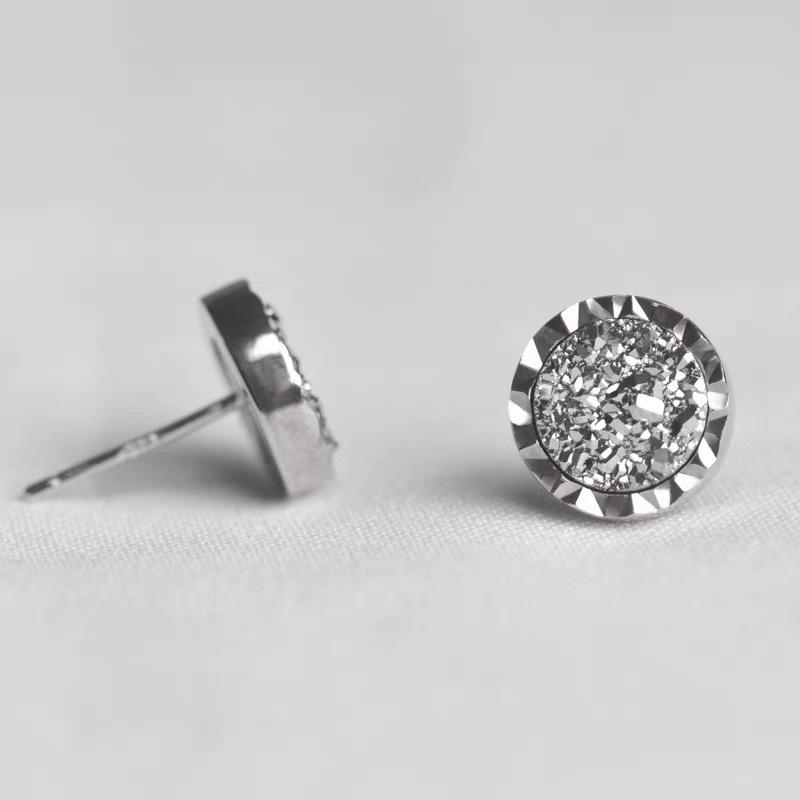 Original Agate Inlaid Silver Stud Earrings with Diamond Shine - White Gold Plated, Simple Versatile Design for Men and Women