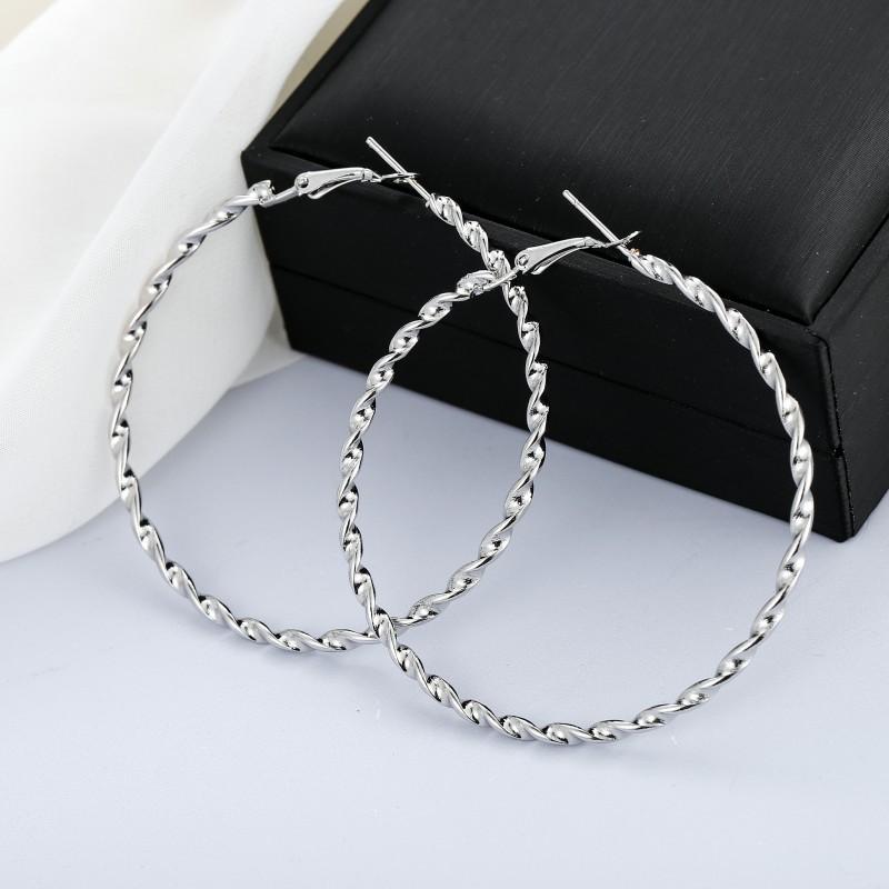 Brief Big Twist Round Circle Hoop Earrings for Women Punk Statement Earring Party Golden Silver Exaggerate Jewelry