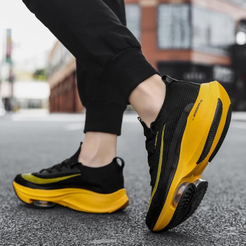 Men Unisex Sneakers Fashion Sneakers Round Trainer Race Toe Cushioning Running Shoes Breathable Lace Couple Women Tennis Shoes