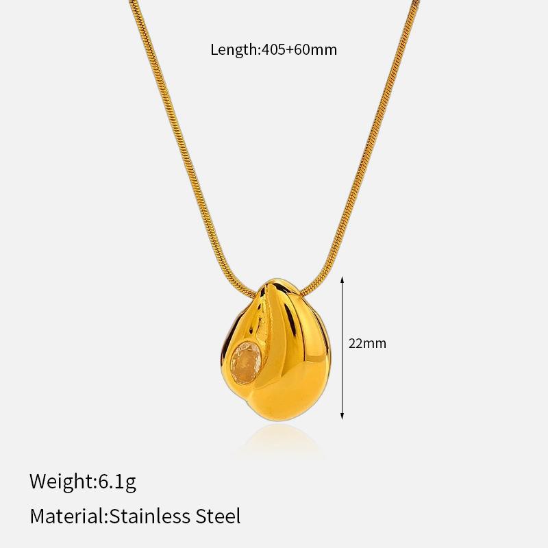 18K Gold Stainless Steel Necklace Seahorse Conch Titanium Steel Clavicle Chain For Women Unique Luxury Sweater Chain Jewelry 2