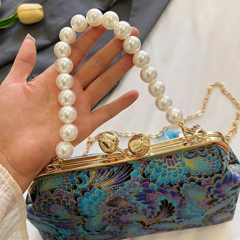 2024 Designer Women Handbags And Purse Floral Shoulder Bags Vintage Pearl Tassel Shell Clip Lady Chain Satchel Crossbody Bags