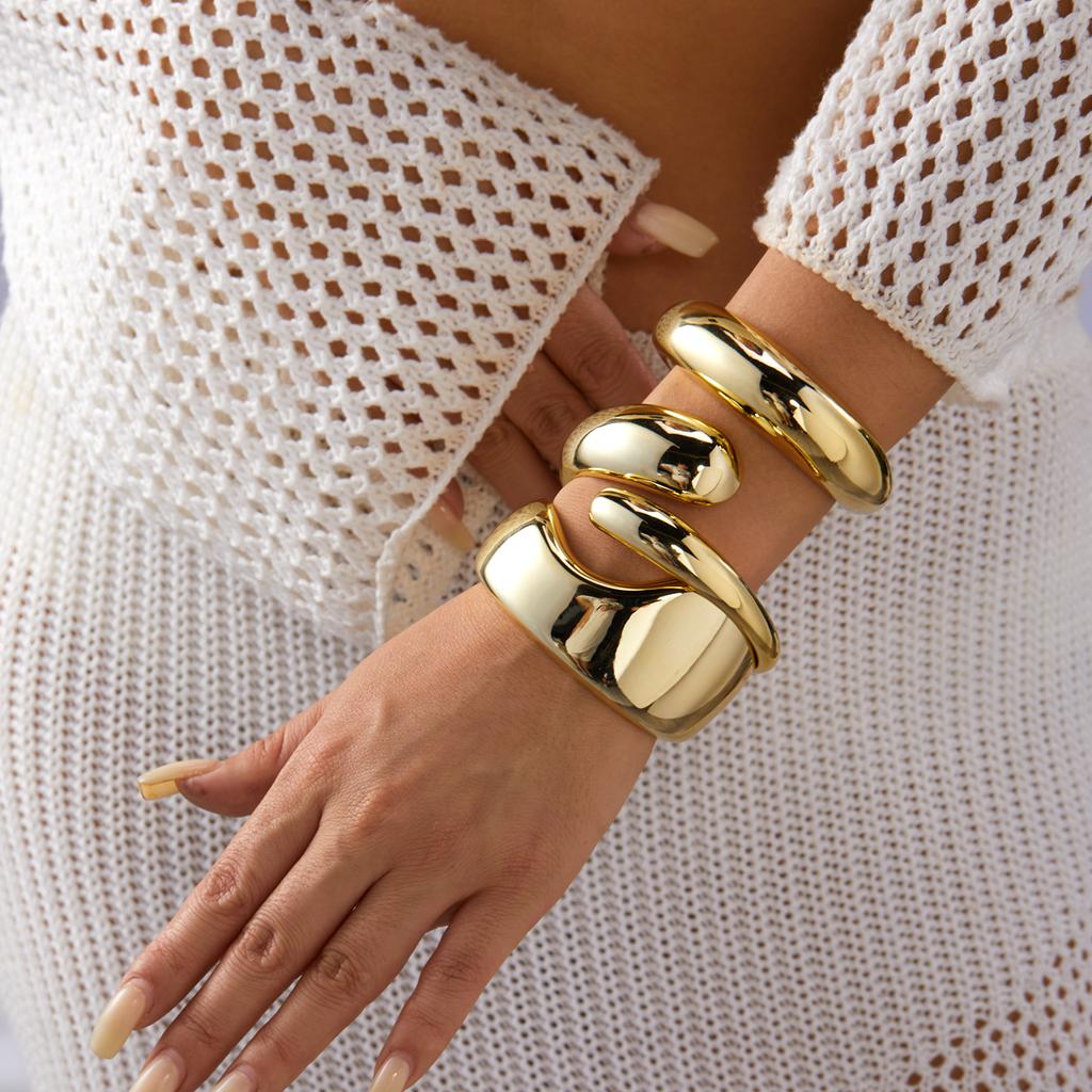 3PCS Exaggerated Acrylic Irregular Cuff Bracelets for Women Punk Geometric Wide Chunky Open Bracelets Set Daily Party Jewelry
