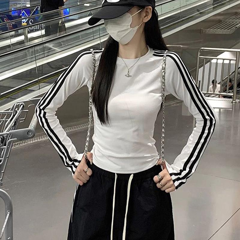 Top de bază cu mânecă off-the-shoulder pentru fete, pentru toamnă și iarnă, Tricou cu mânecă lungă, slim și subțietor, pentru femei, cu dungi