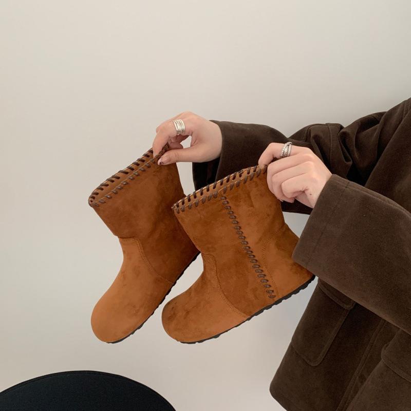 Ethnic style retro soft leather Martin boots women's 2025 autumn and winter new with skirt western boots inner height booster boots