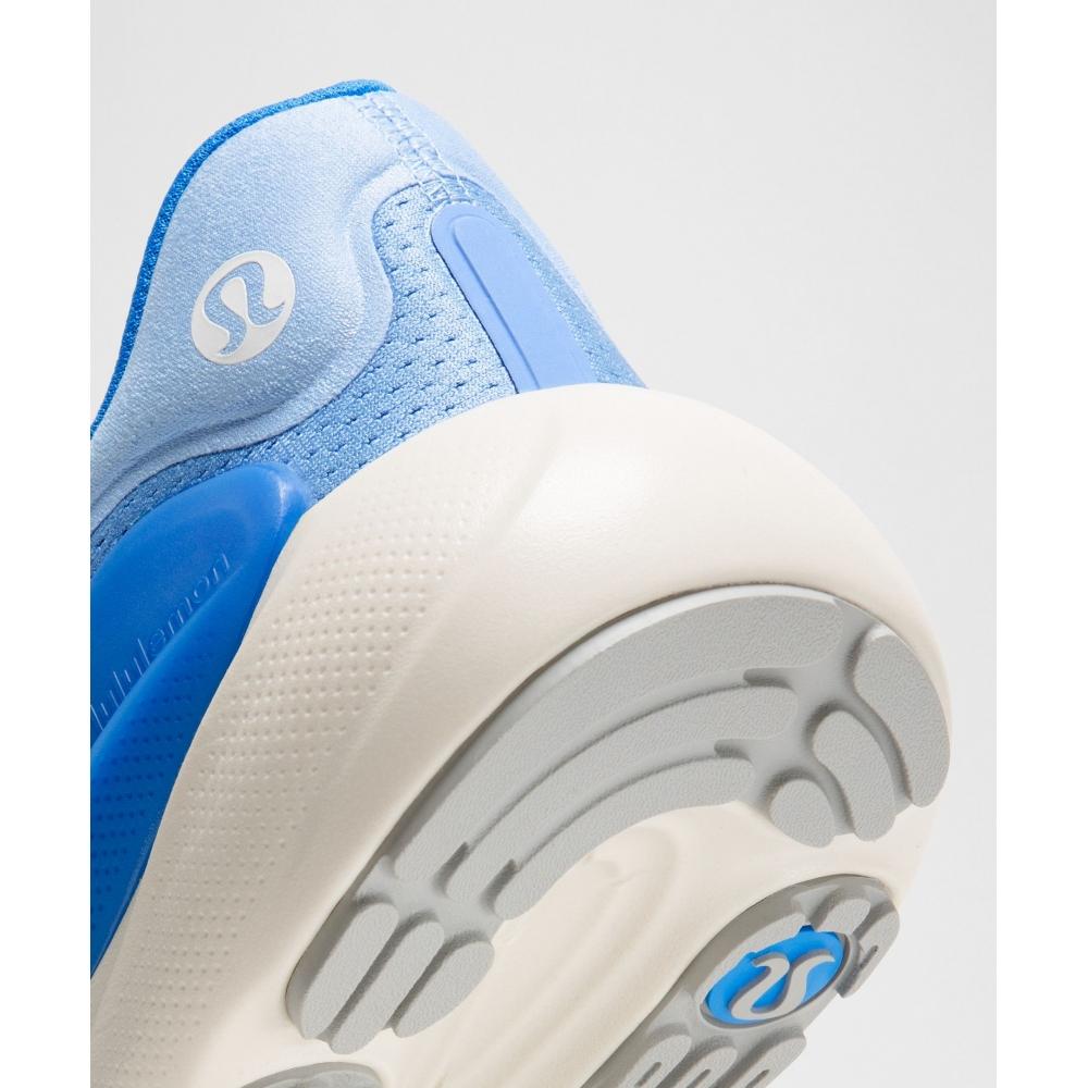 Lululemon Men S Beyondfeel Running Shoe Sinatra Blue Light Ivory Cornflower