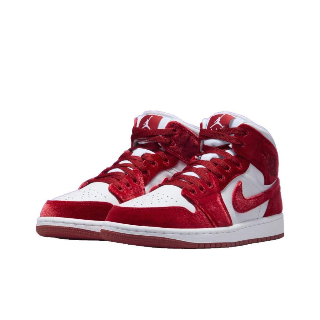 Dámské tenisky Air Jordan 1 Mid Red Velvet Bílá Černá Týmově červená FZ3334-100