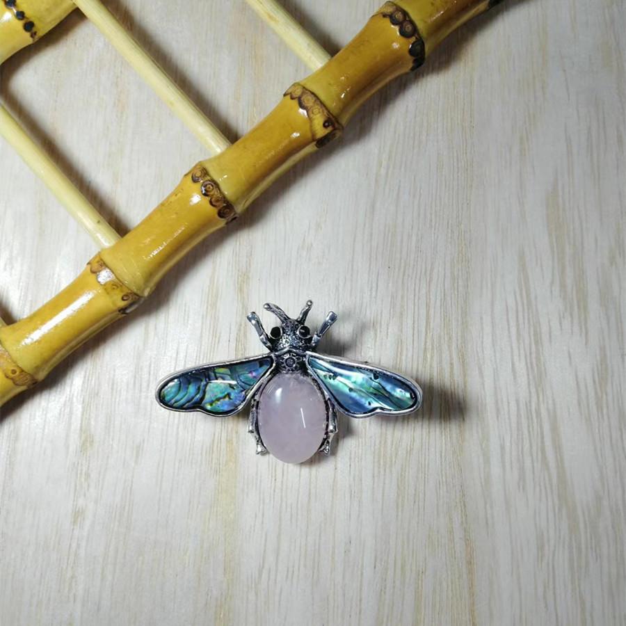 Shell Embedded Butterfly Brooch Pin Pendant With Fashionable Purple Crystal For Women And Men