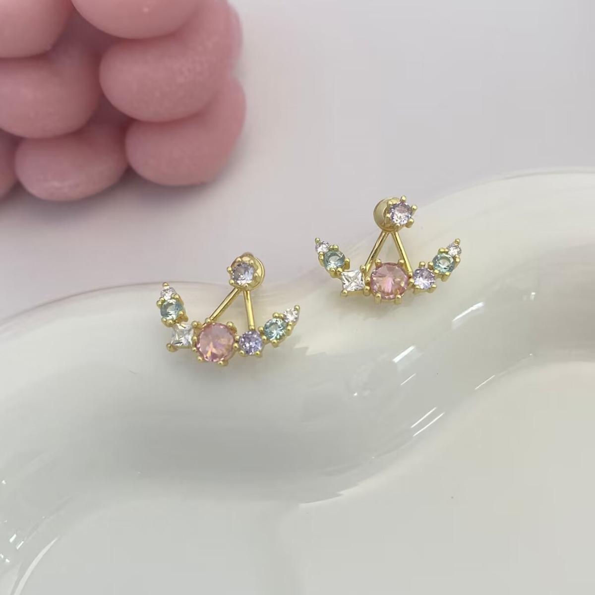 Korean Style Colorful Zirconia Smiley Face Stud Earrings: Elegant and Versatile Design for Fashionable Wear