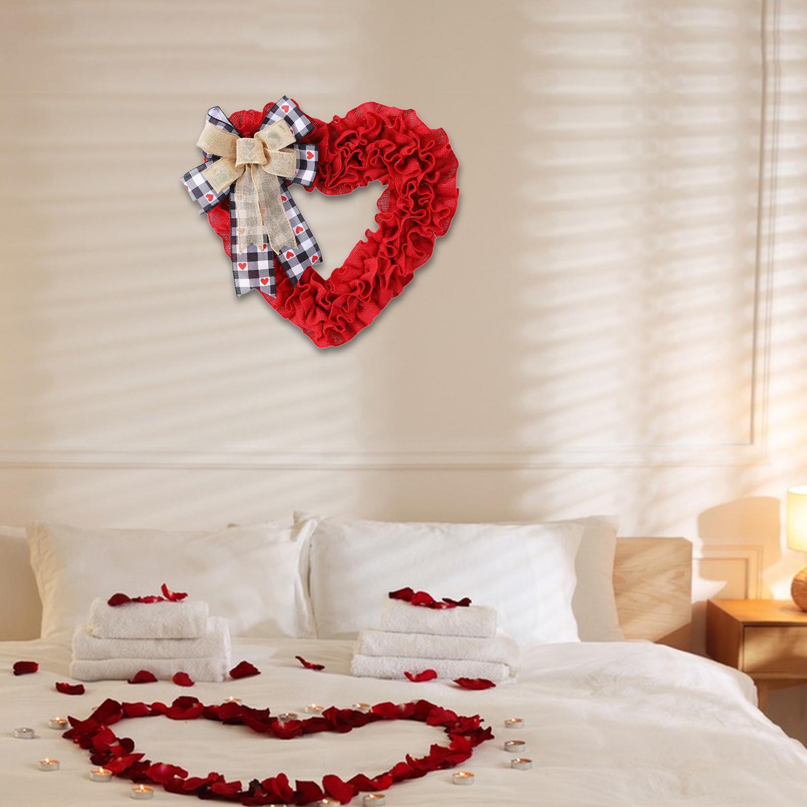 

Heart Shaped Wreath Valentine s Day Wreath Multifunctional Hanging Ornament for Festival Window Front Door Engagement Decor червоний