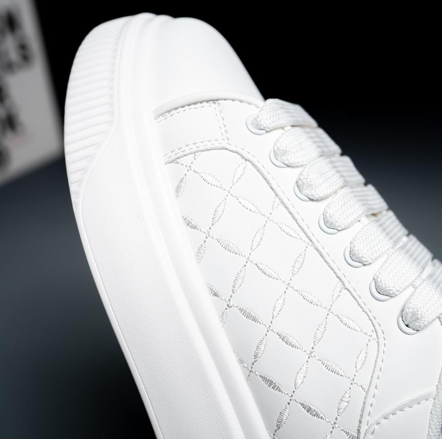 New men's shoes spring and autumn flat-soled casual leather shoes sports shoes black and white men's thick-soled breathable