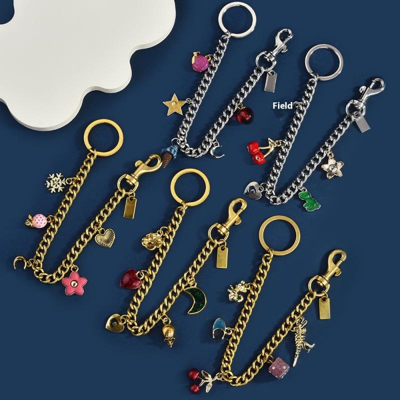 1Pc Shining Cartoon Keychain Bag Chain Colorful  Car Key Chain Metal Key Ring Exquisite Gifts Souvenirs Car Pendant