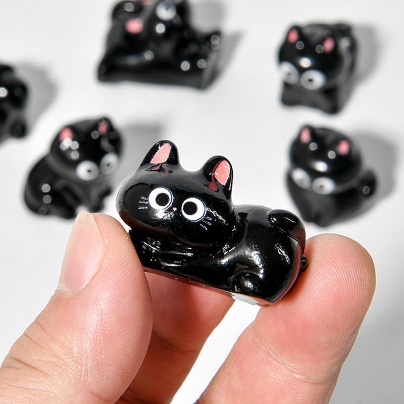 Figurine Miniature Cartoon Cat Micro Landscape Resin Ornaments For Home Decorations Cute Kitten Desktop Room Decoration