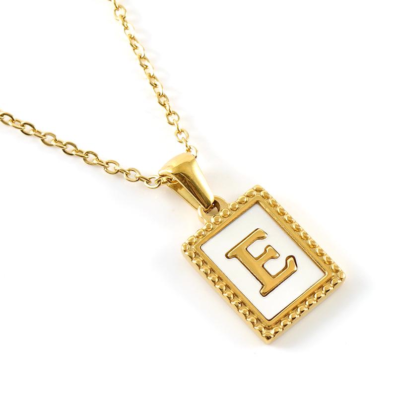 18K Gold Stainless Steel Letter Pendant Necklace – European and American Style Titanium Steel Clavicle Chain for Women