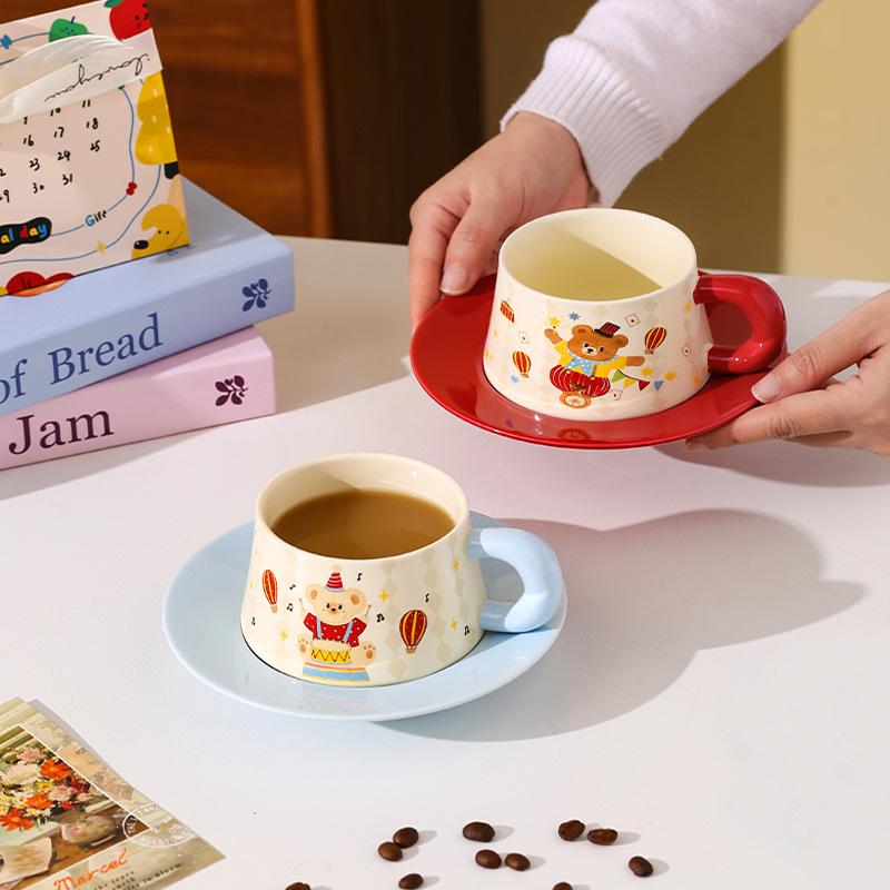 Zirkus Hochwertiges Keramik Kaffeetasse Untertasse Set Geschenk Frisch und Niedlich Kunst Keramiktasse Geburtstags-Souvenir