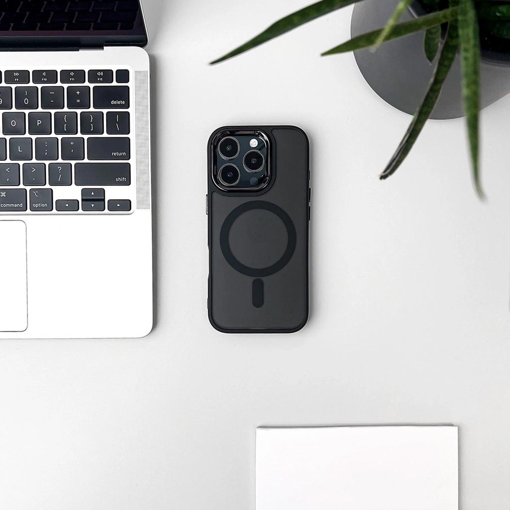 Etui pokrowiec ochronny na iPhone 17 Pro Max Fashion Case MagSafe - czarne