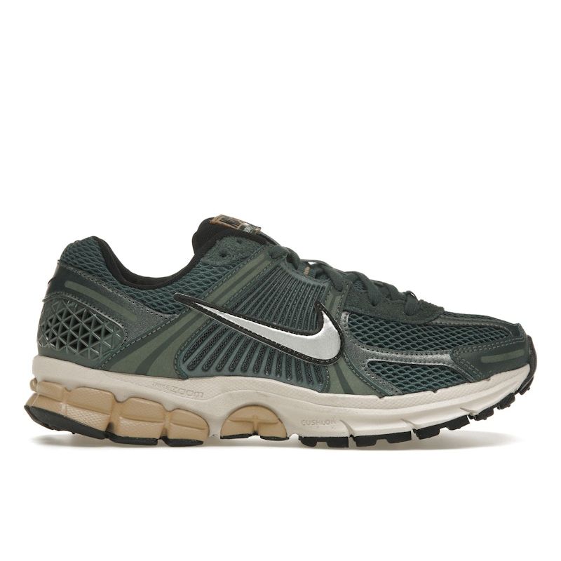 

Nike Air Zoom Vomero 5 Vintage Green Light Orewood Brown Women s Running Shoes FN6742-300 EU 38.5
