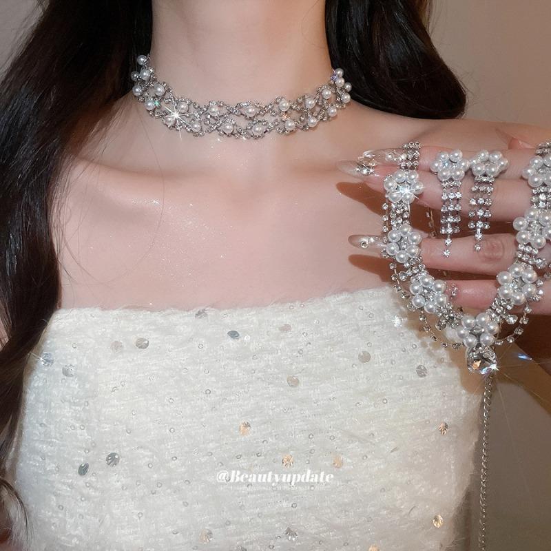 Diamond-set Flower Water Drop Pearl Necklace Earrings Light Luxury High-end Jewelry Set Elegant Temperament Jewelry