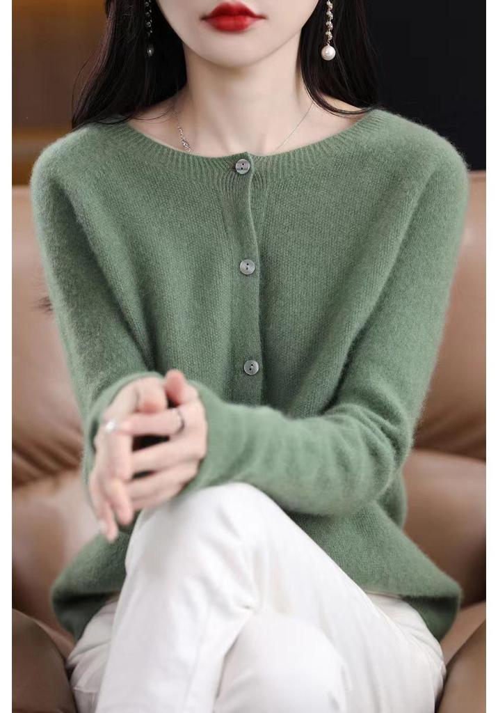 Women's Plus Size Wool Cashmere Cardigan - Cozy Autumn/Winter Knitwear Sweater