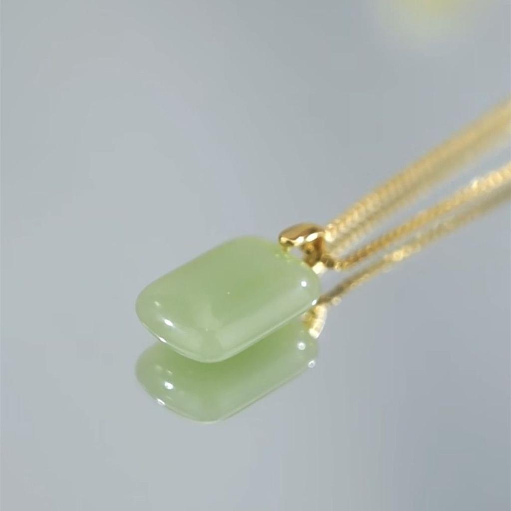 Colier JMXD-Satisfaction Lux Ușor Rushi Pandantiv de Marcă Verde Smarald, Lanț Claviculă