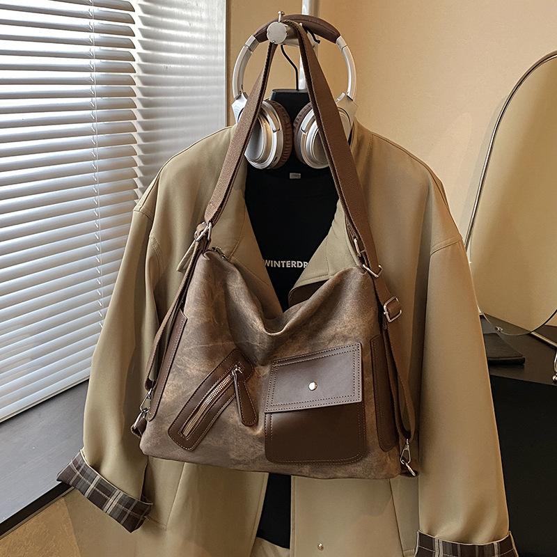 Tote Bag Women's Large Capacity 2025 New Autumn and Winter Casual Color Contrast Retro Shoulder Messenger Bag Multi-functional Backpack