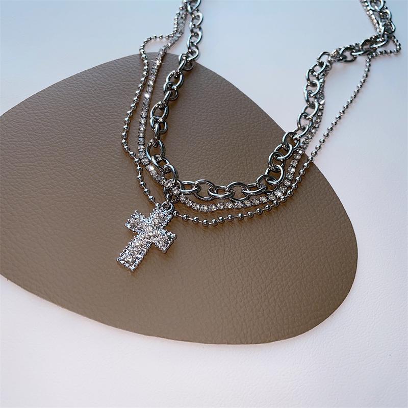 Collier Pendentif Croix Fille Style Doux Cool Multicouche Zircon de Haute Qualité Chaîne Clavicule Bijoux Accessoires Fête d'Anniversaire