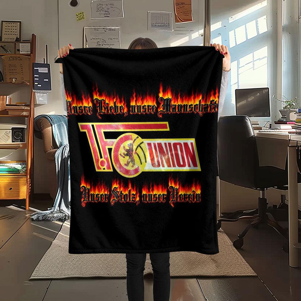 1. FC Union Berlin Printed Flannel Blanket, soft throw for bedroom sofa, washable, fan merchandise, great gift.