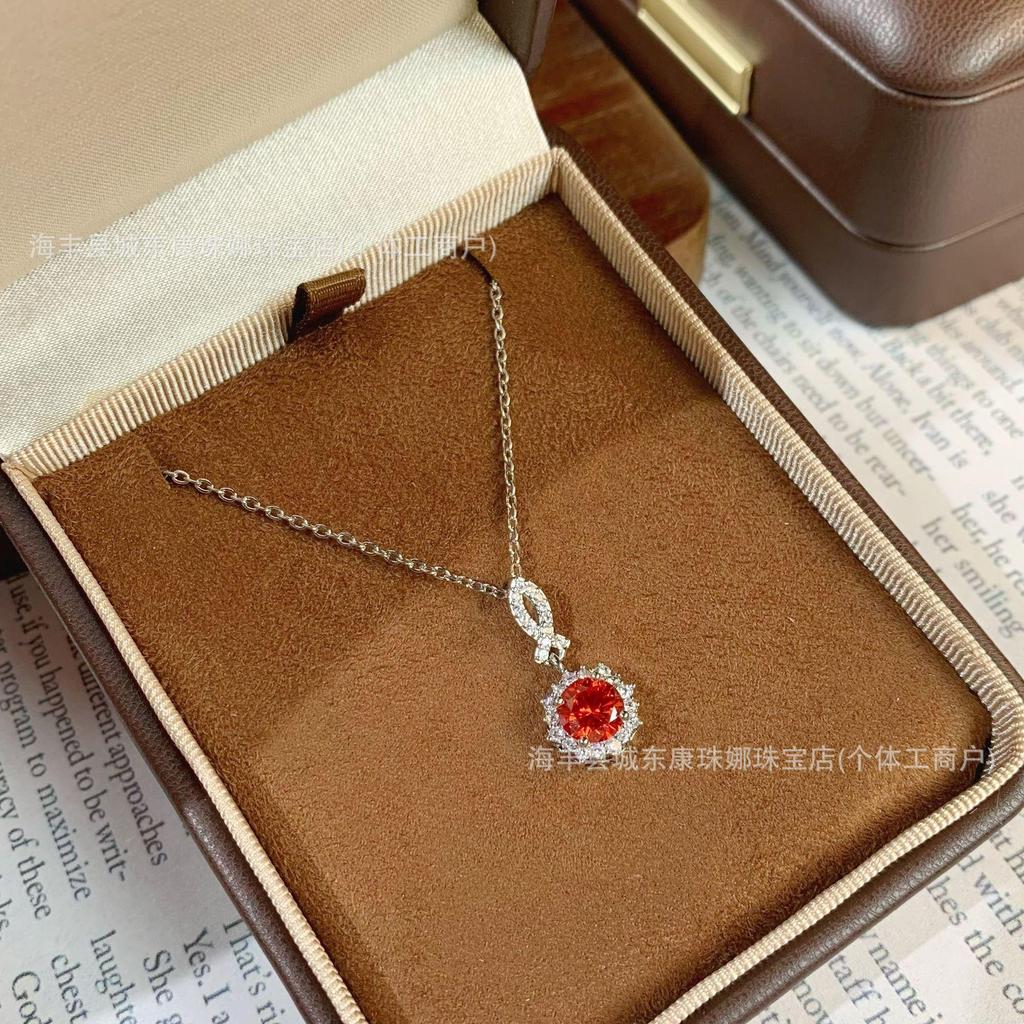 Sunflower Full Diamond Zircon Pendant for Women, Light Luxury, High Grade, Imitation of Moissanite Pendant Necklace, Fashion Jewelry