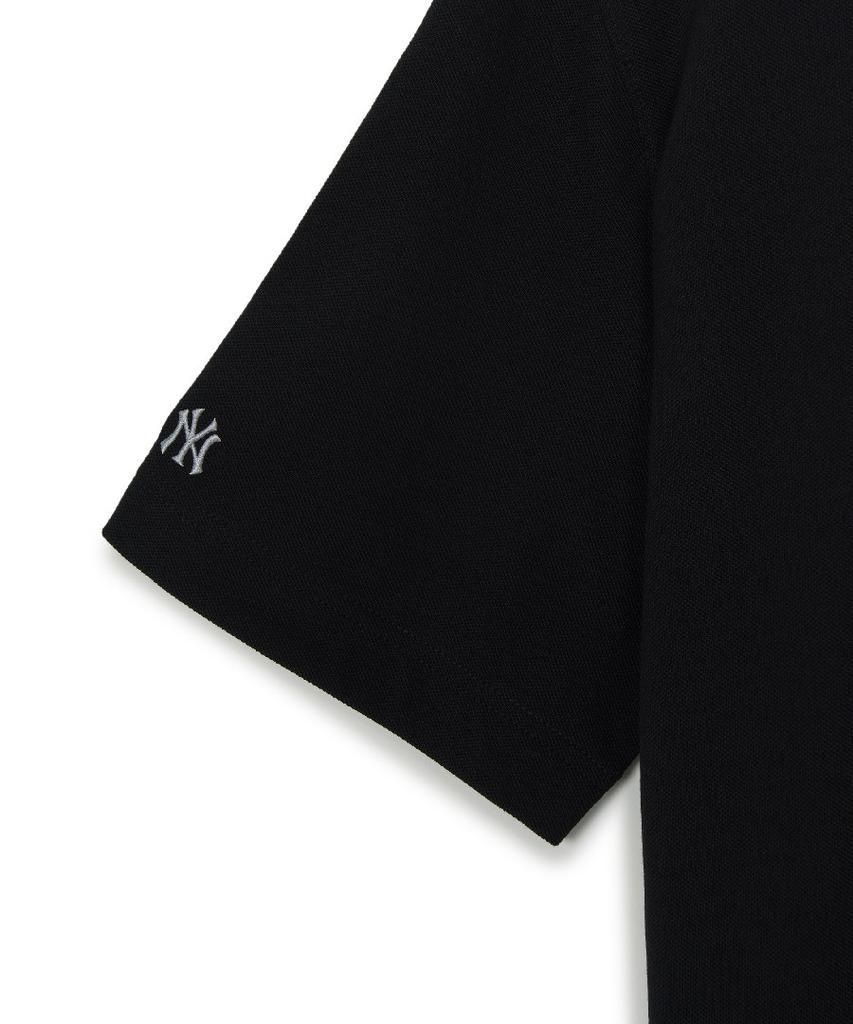 Emelbi Varsity Small Curly Oversized Collared T-Shirt Ny (Black)