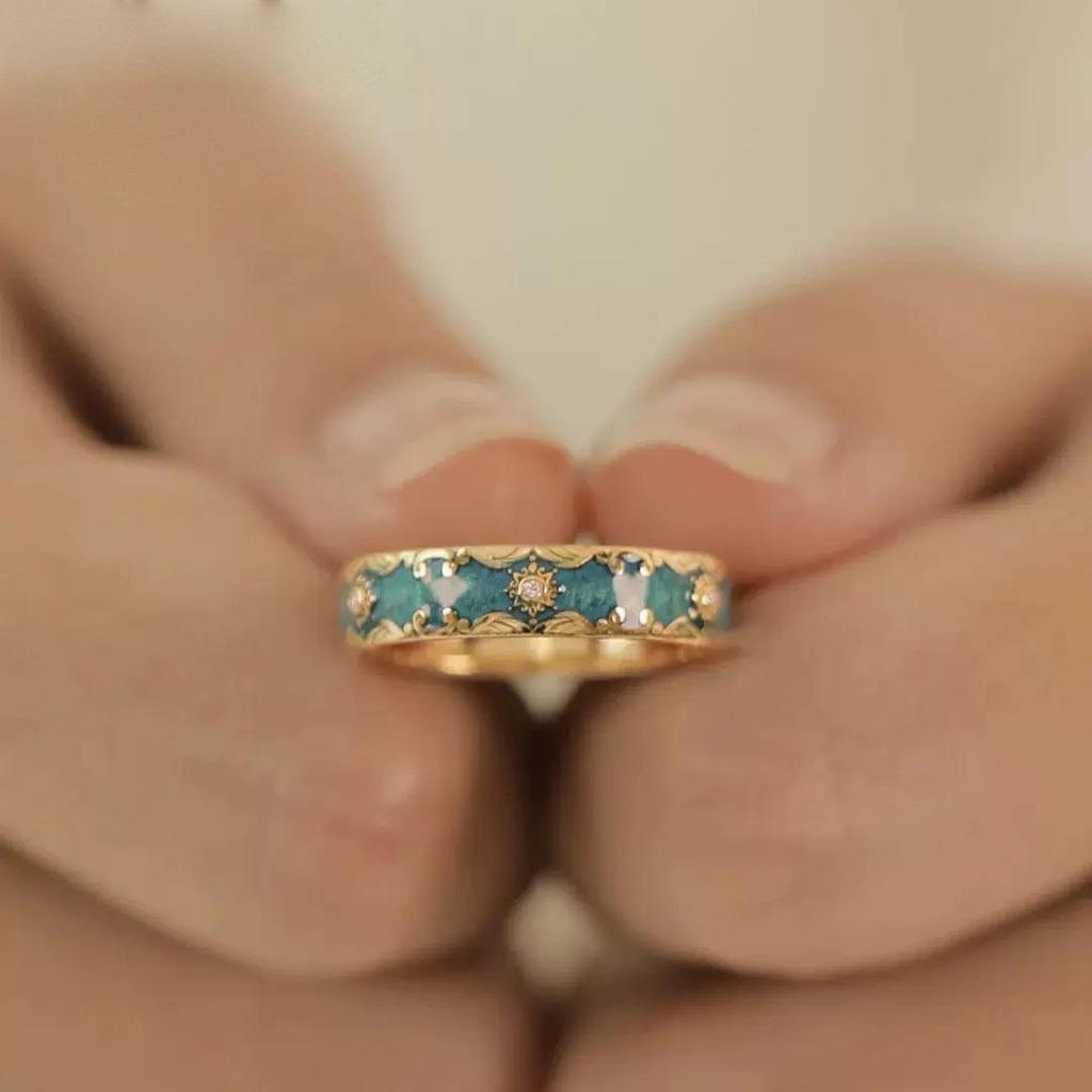 Exquisite High-End Green Enamel Fairy Ring with Niche Craft Design