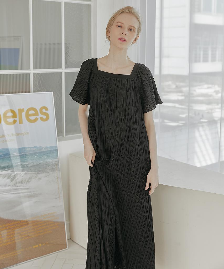 Tina Blossom Sure Black Dress