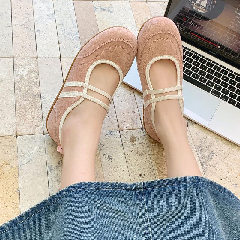 2025 nowe koreańskie urocze retro dopasowanie kolorystyczne podwójne słowo z wszechstronnymi casualowymi butami Mary Jane na płaskiej podeszwie z lekkim dekoltem pojedyncze buty