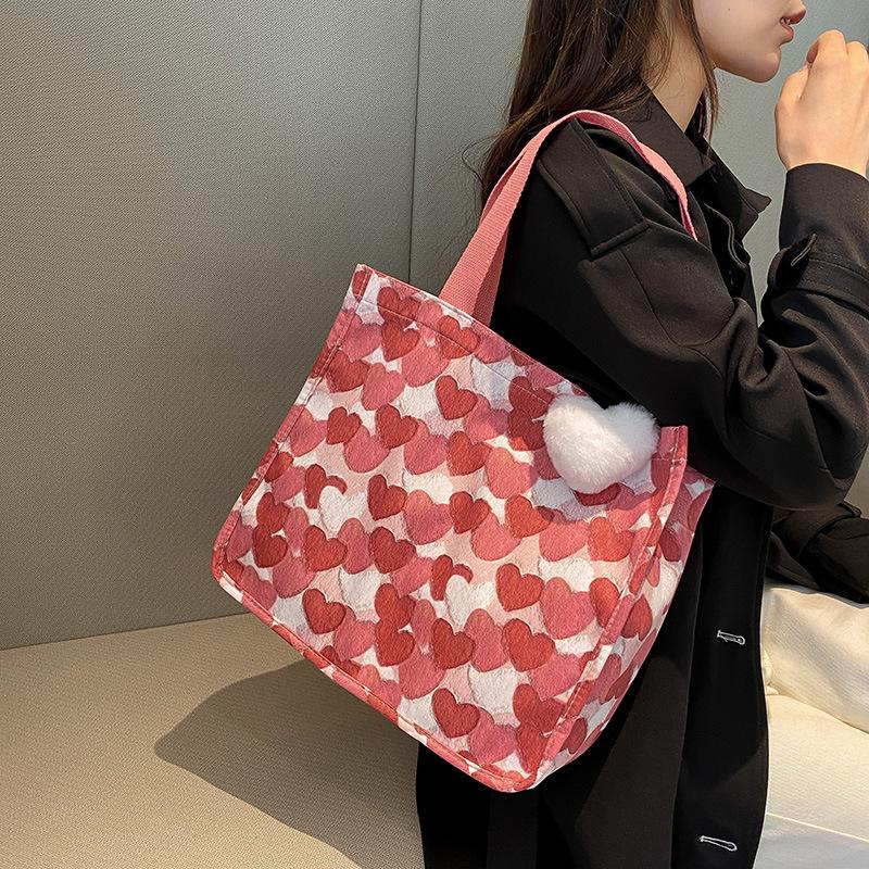 Large-capacity bag women's 2025 spring and summer new cute versatile shoulder bag love portable commuter tote bag