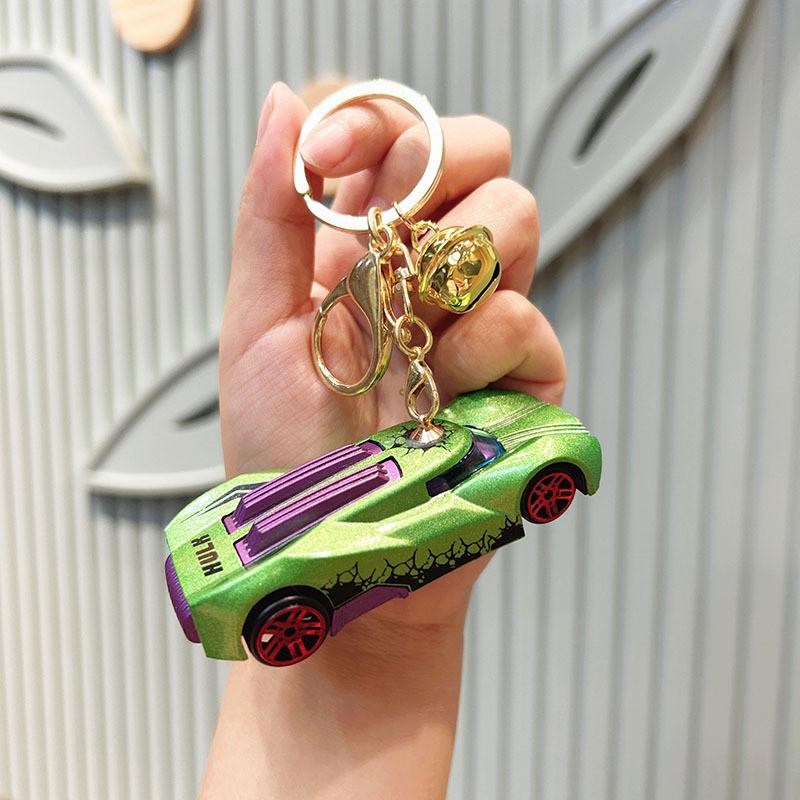 

Hero Mini Concept Tank Backpack Pendant Racing Toy Model Car Accessory Keychain StyleC