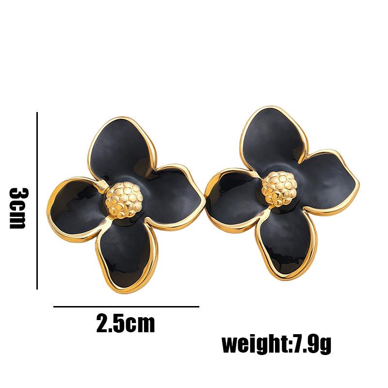 French Retro Floral Titanium Steel Stud Earrings - Exquisite Four-Petal Design for Women