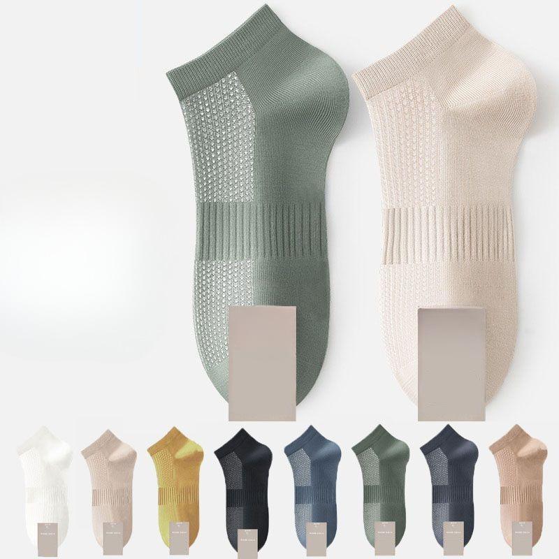 Men's Summer Thin Deodorant Mesh Breathable Sweat Absorbing Sports Socks