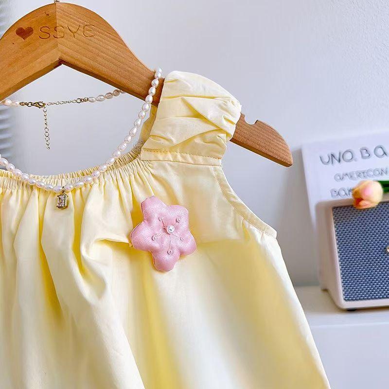 Girl's Three-dimensional Flower Bud Set Summer Cute Sleeveless Top and Shorts Two-piece Set