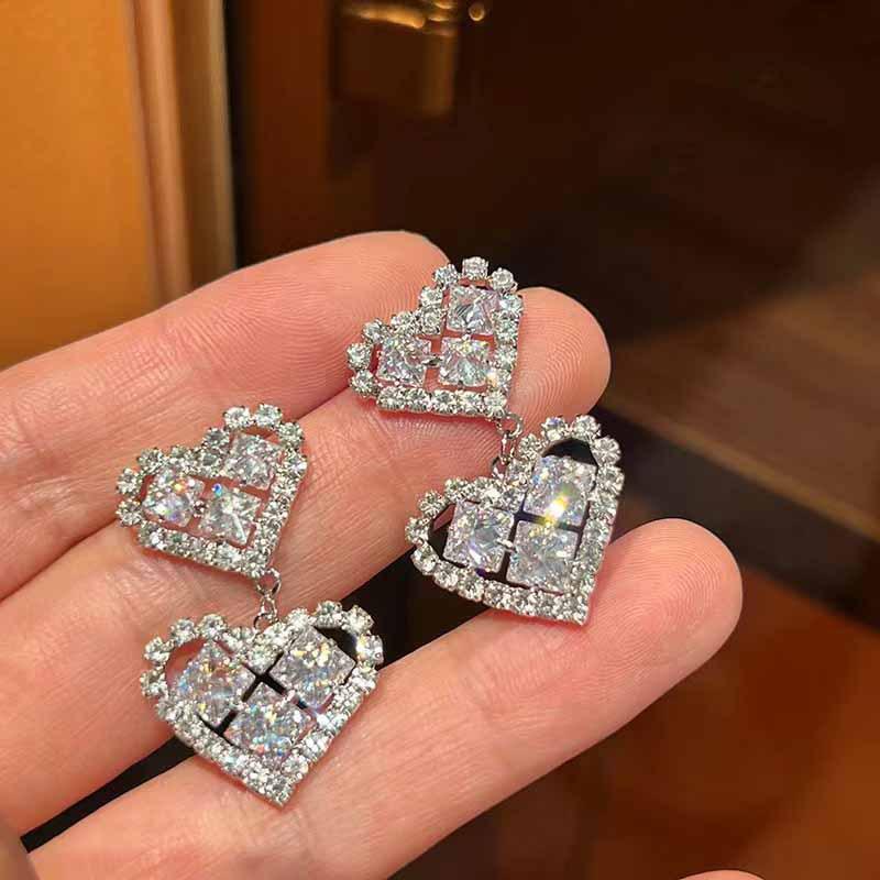 Luxury Diamond-Studded Heart Pendant Earrings for Women - Chic and Trendy Light Fashion