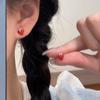 Boucles d'oreilles puces Fraise Douce pour Femmes Style Niche Brillant Délicat Boucles d'oreilles Strass Tempérament Délicat Fête Mariage Bijoux d'Oreilles