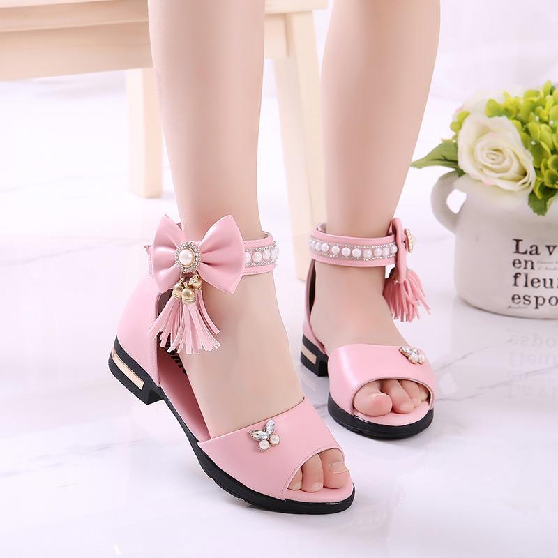 Girls' Summer Sandals, Children's Princess Shoes, Korean Style Small High Heel for Middle and Older Children, Soft Sole Student Roman Shoes.